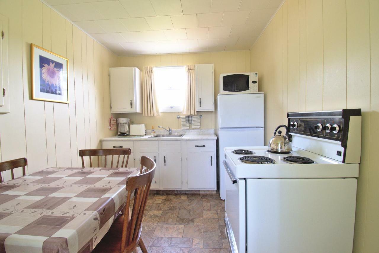 Lakeview Lodge And Cottages Cavendish Dış mekan fotoğraf